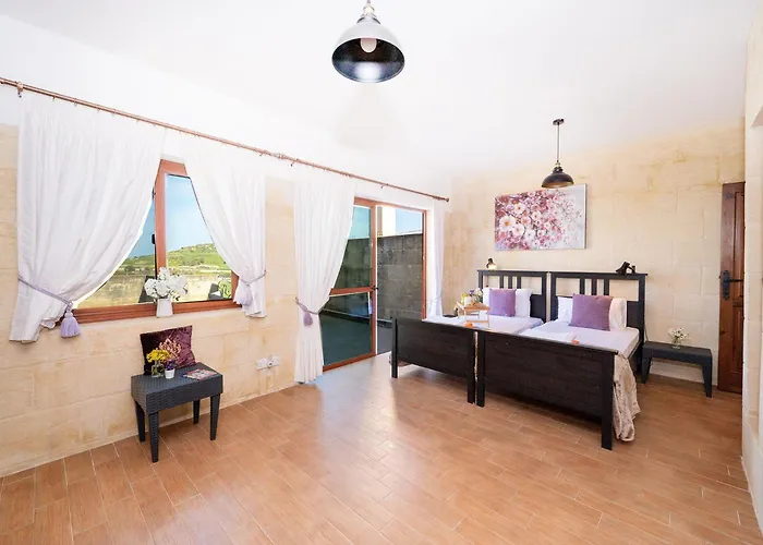 Casa de Campo Levecca 2 *